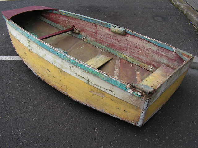 BOAT, Small Timber Row Boat, 2.1mL - Blue Yellow Maroon